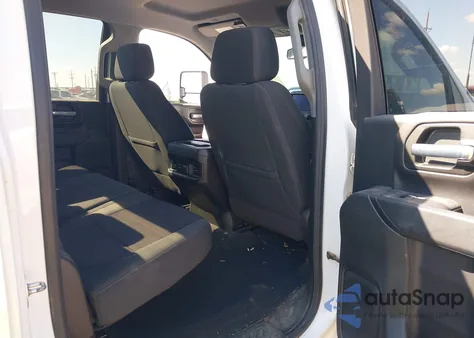 2021 Chevrolet Silverado 2500Hd 4Wd Standard Bed Lt z USA, uszkodzony, nr VIN 1GC1YNE78MF316376